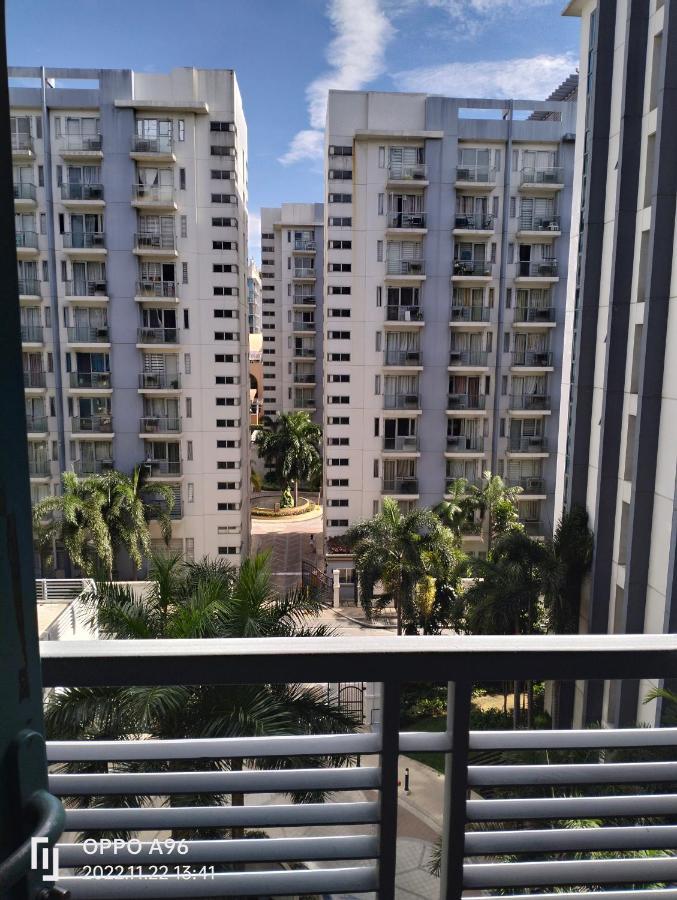 Pasay Condotel Near Resorts World & Airport المظهر الخارجي الصورة